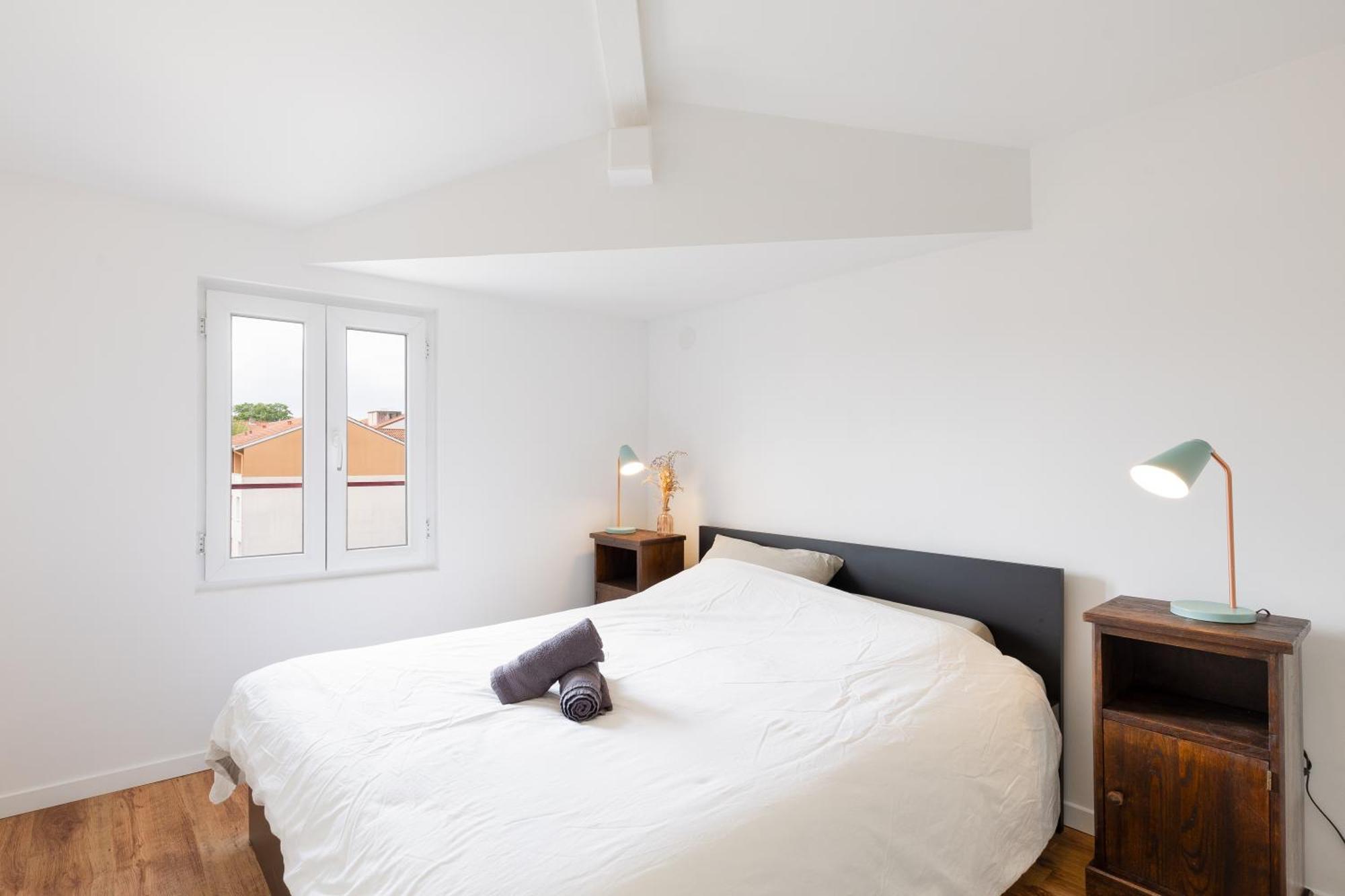 Appartement Climatise 2 Chambres Villefranche-sur-Saone Luaran gambar