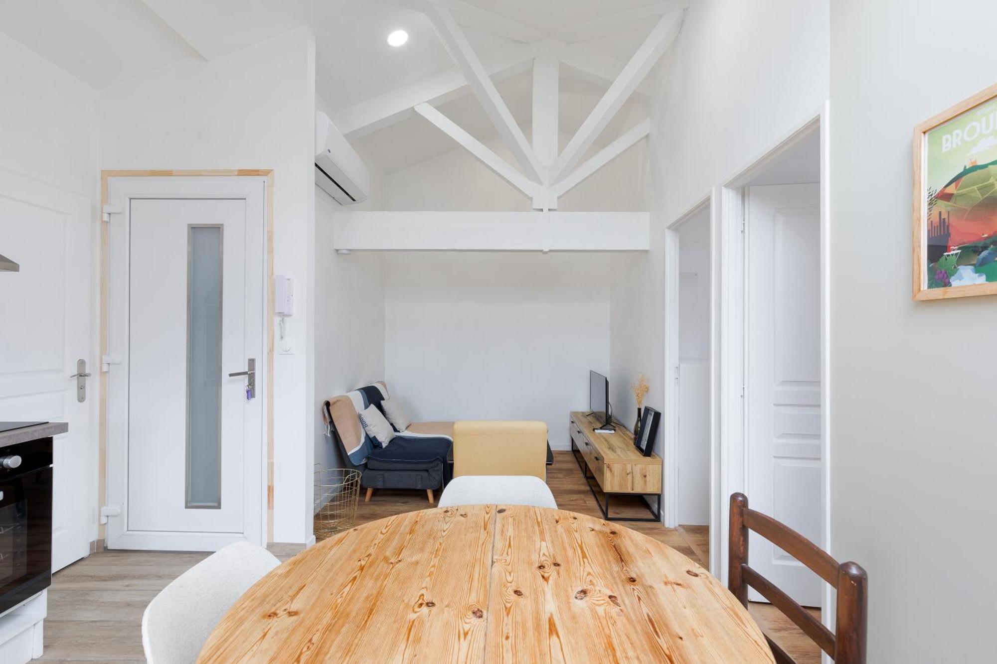 Appartement Climatise 2 Chambres Villefranche-sur-Saone Luaran gambar